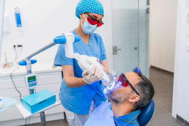 Best Weekend Emergency Dentist in Western Lake, TX